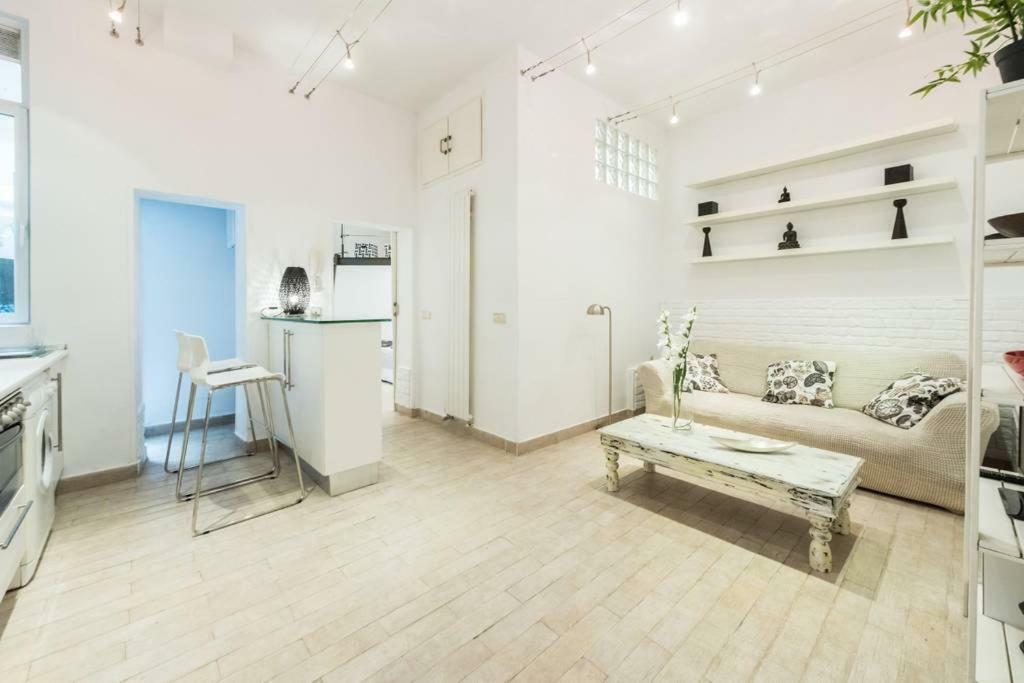Stylish Loft At Chueca'S Heart Apartamento Madri Exterior foto